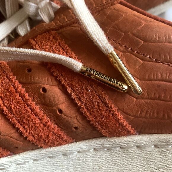 Adidas CONSORTIUM 10TH ANNIVERSARY SUPERSTAR X FOOTPATROL. Mens 10.5 - Picture 7 of 8